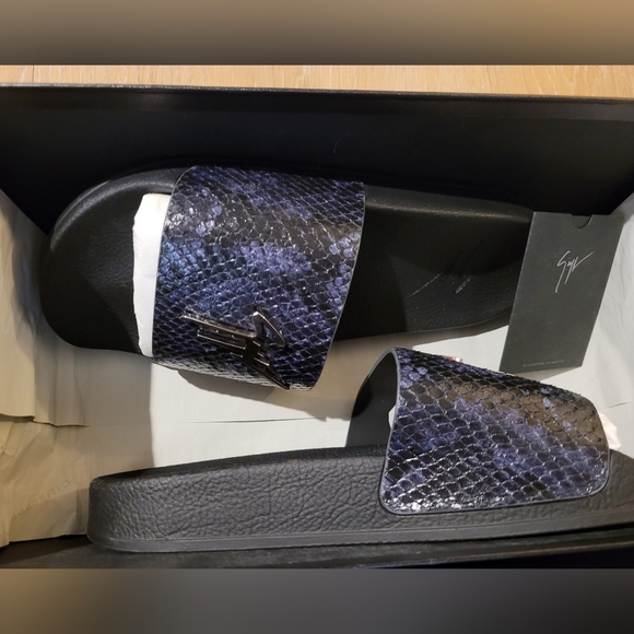 Giuseppe Zanotti Slide Sandals - Picture 2 of 4